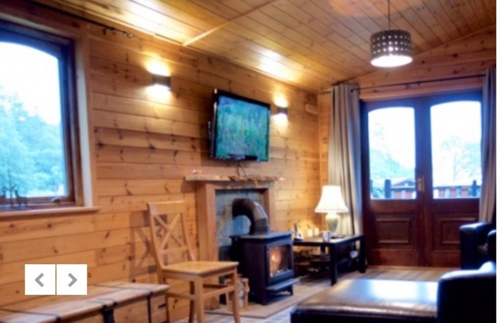 Caol Gleann Lodge ロワーデナン エクステリア 写真