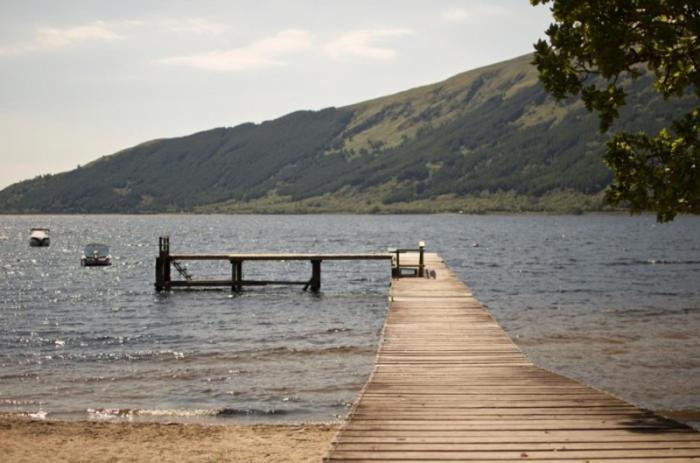 Caol Gleann Lodge ロワーデナン エクステリア 写真